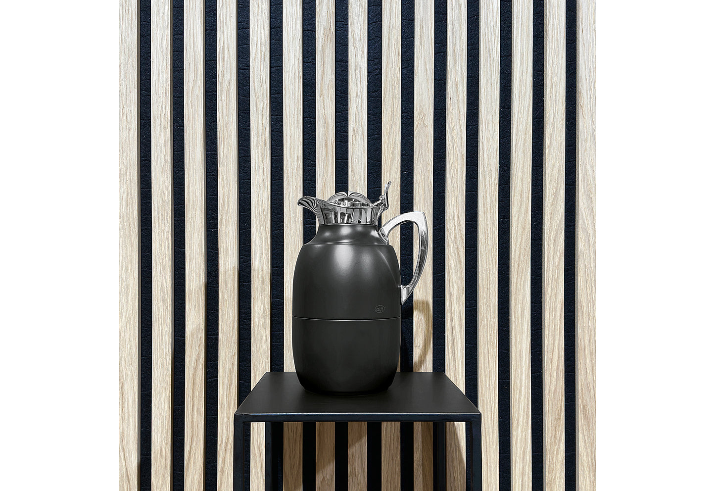 Isolierkanne Juwel satin black matt 1l