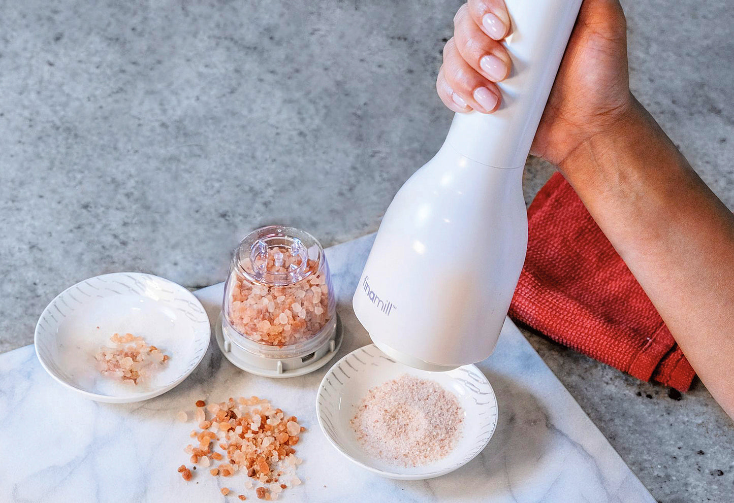 Gewürzmühle soft cream mit zwei FinaPod Pro Plus wiederaufladbar