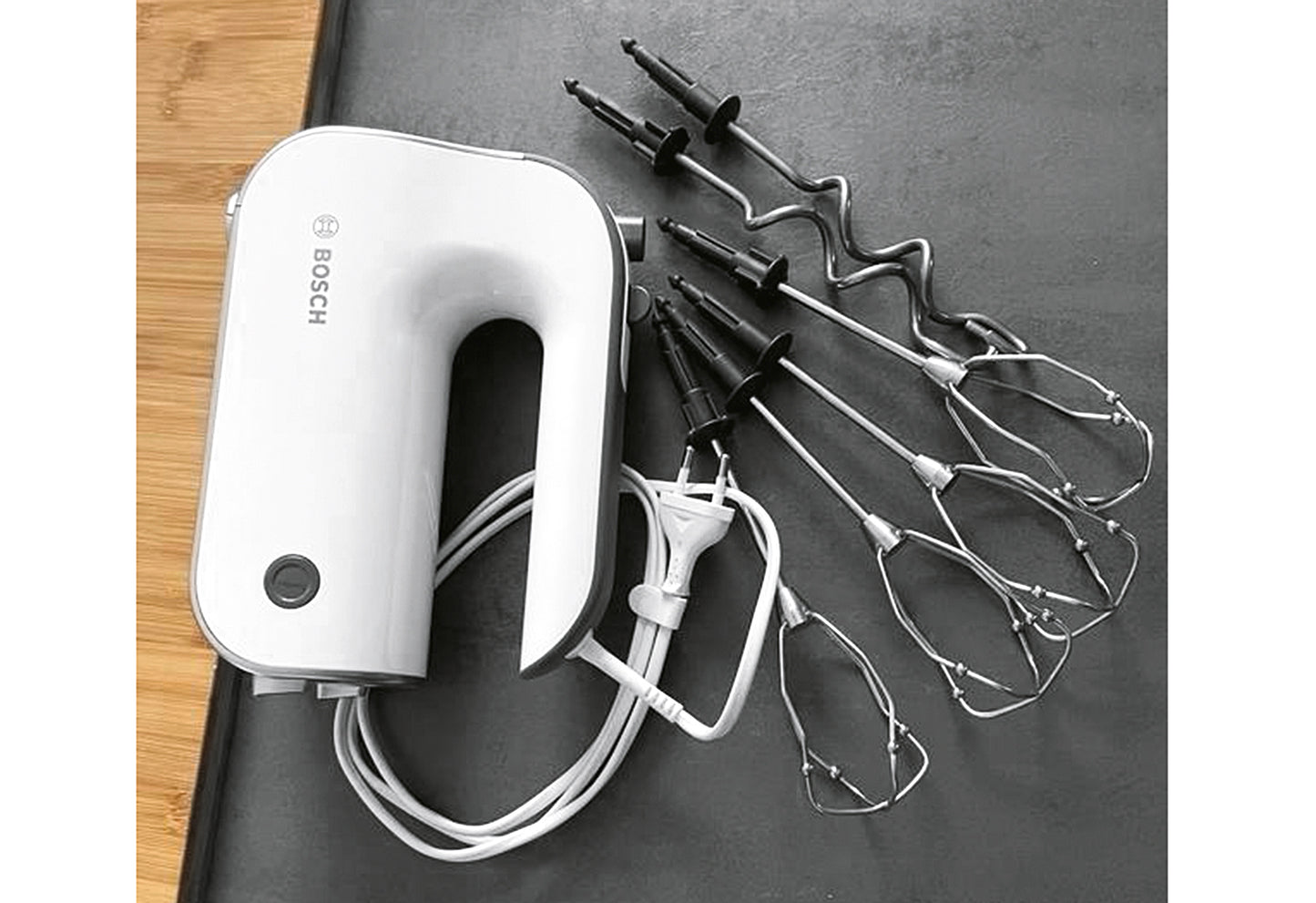 MFQ4835DE Handrührer 575 Watt Home Professional Styline weiß/chrome