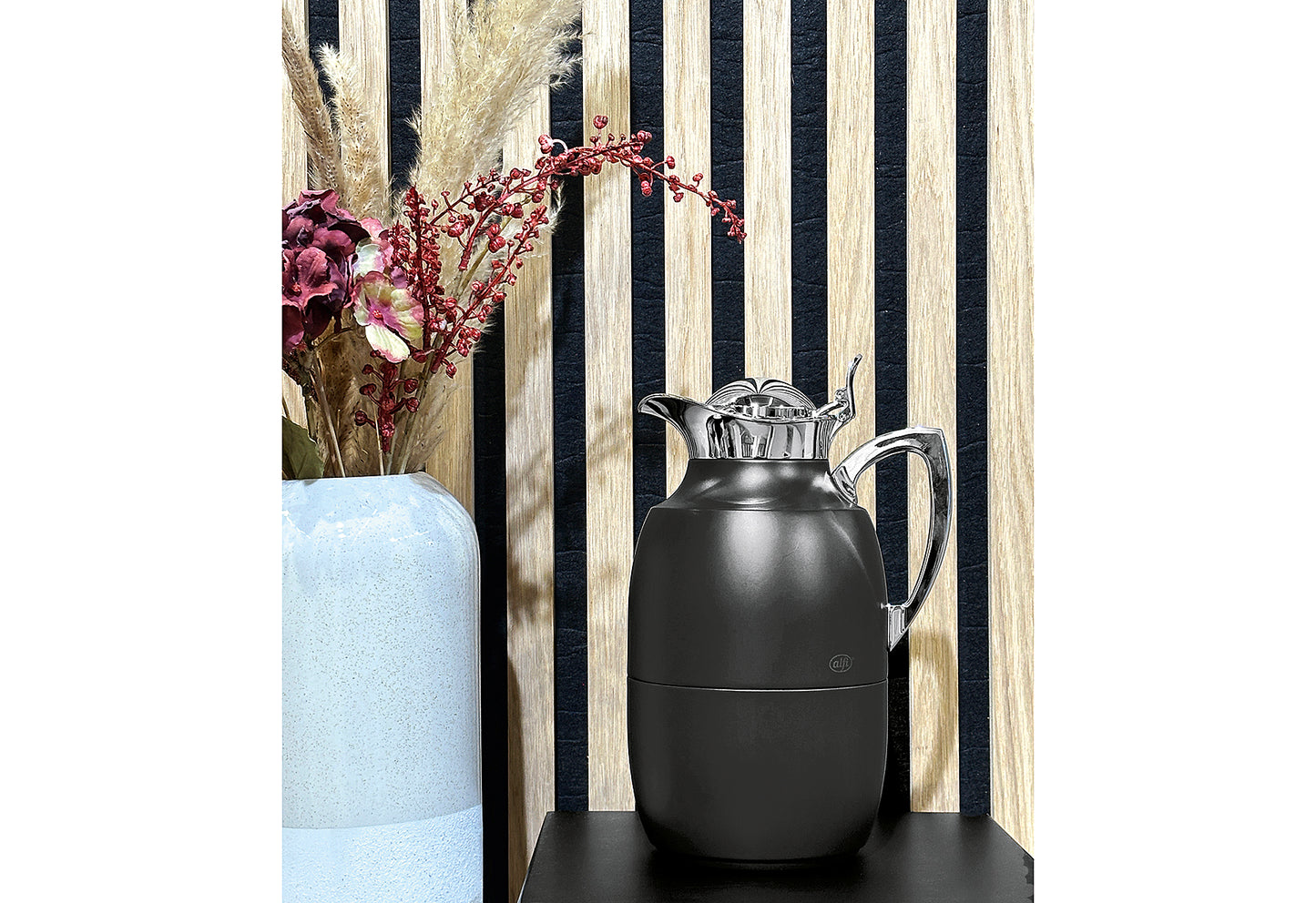 Isolierkanne Juwel satin black matt 1l