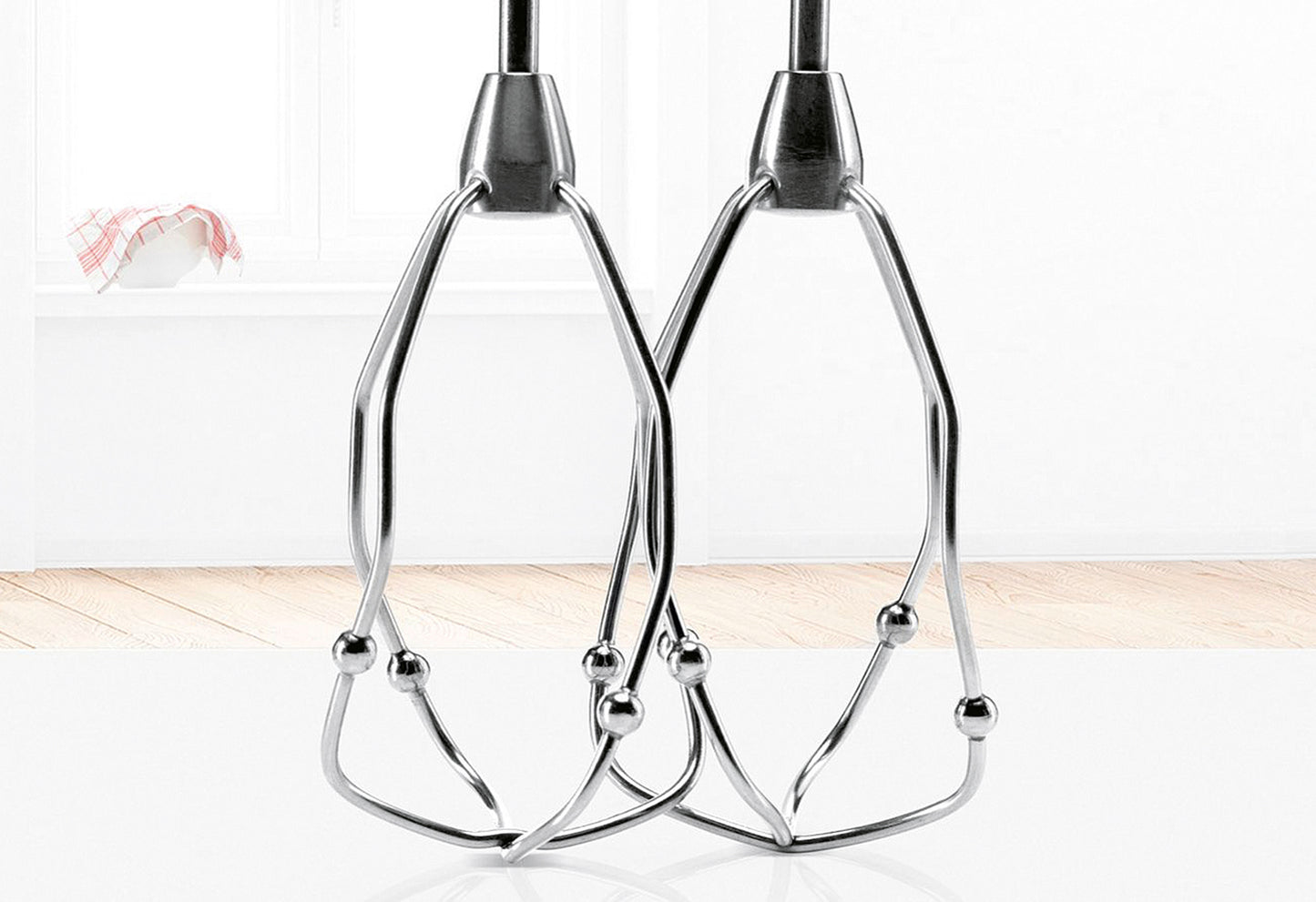MFQ4835DE Handrührer 575 Watt Home Professional Styline weiß/chrome